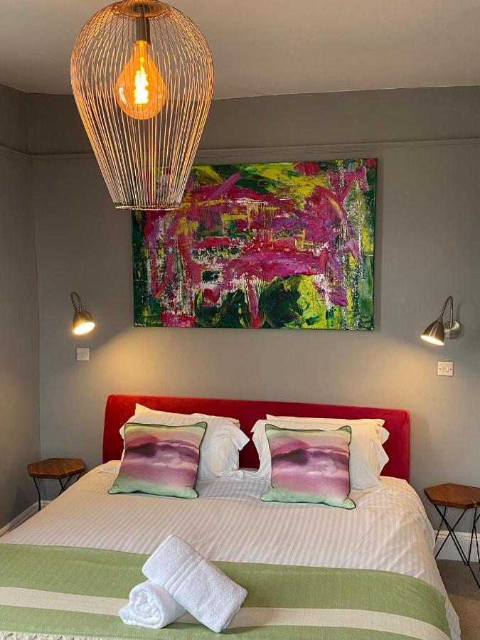 The Castle Inn Bradford On Avon Extérieur photo
