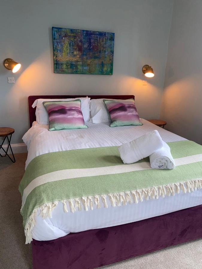 The Castle Inn Bradford On Avon Extérieur photo